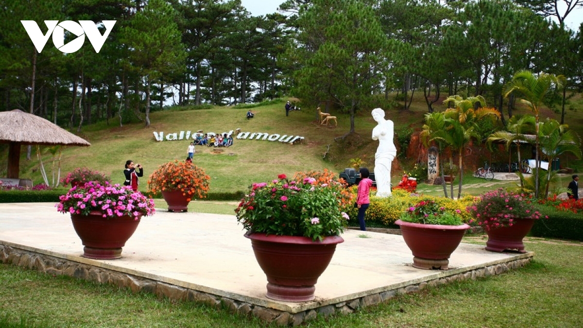 Da Lat among leading must-see flower destinations globally